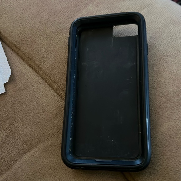 Otter box - Picture 1 of 2
